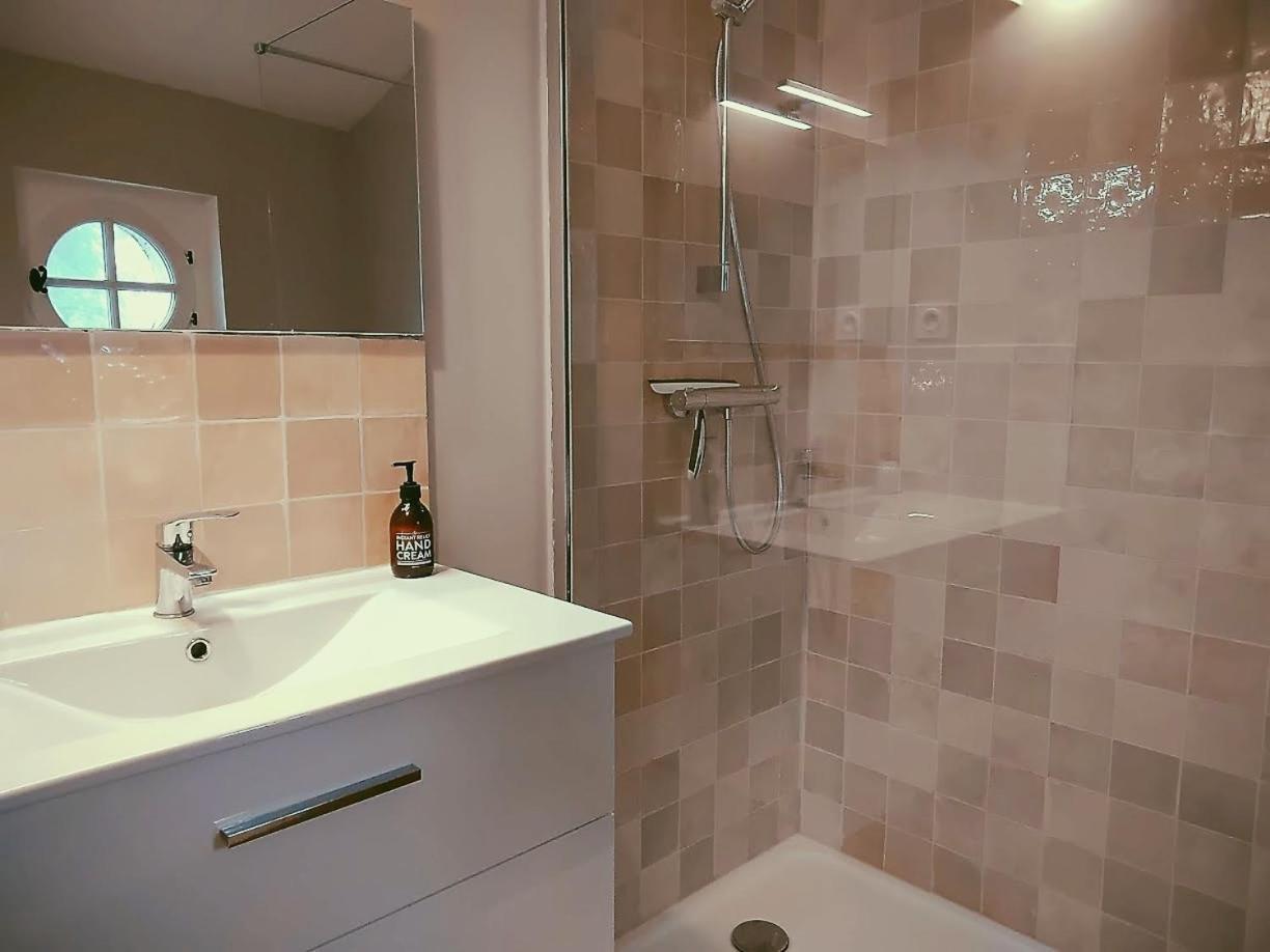 La Maison Botanique 卡斯提永拉巴泰伊 客房 照片
